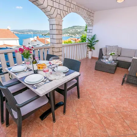 Marina Apartment Razanj