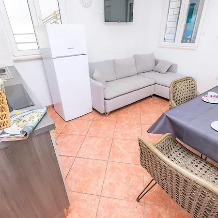 Marina Apartment